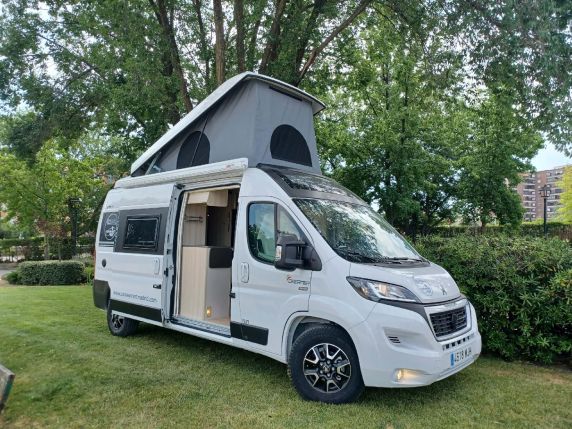 Alquiler Camper Dreamer D55 Up