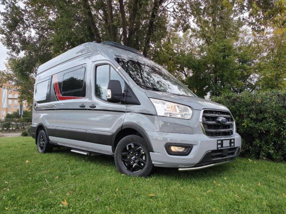 Camper Bürstner Lineo C590